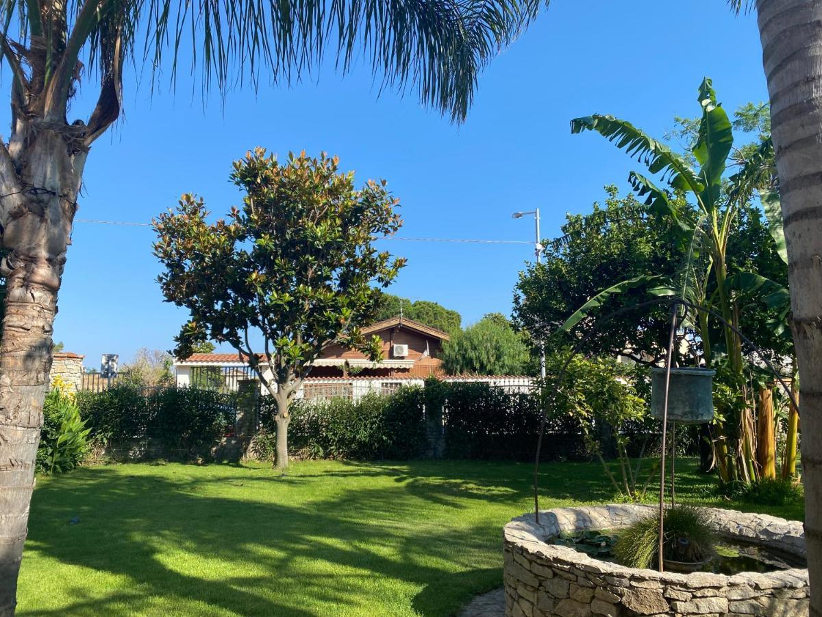 B&B Il Giardino Delle Meraviglie Мелито ди Порто Салво Екстериор снимка
