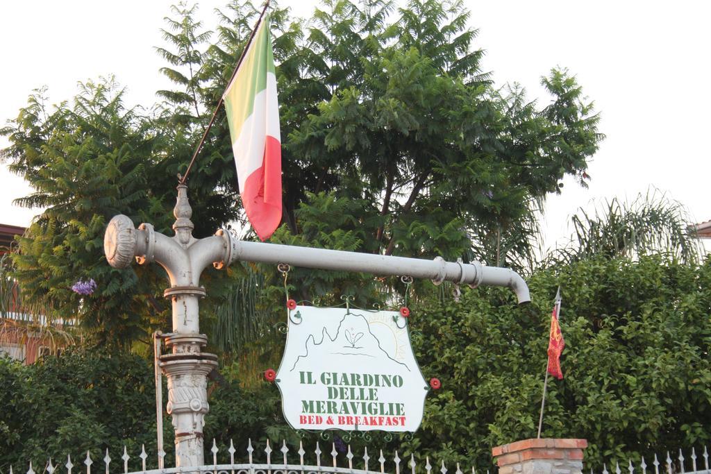 B&B Il Giardino Delle Meraviglie Мелито ди Порто Салво Екстериор снимка
